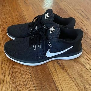 Nike Free RN Fitsole Women’s Sneakers